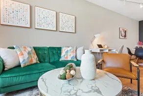 Modern 2BR/2BA in Irvine Pool & Gym + Chinese Service - Image 4