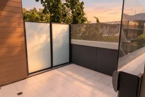Richmond Retreat with Free Parking, Pool & Sauna - Image 5