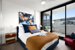 Luxe Apartment - Pool, Gym, Parking, Sky Rooftop - Image 4