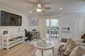 La Jolla Lifestyle - Image 5