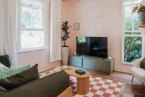 Osborn Retreat - Cosy Cottage & Magical Garden - Image 5