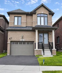Modern 4BR Home w/ Scenic View + EV Charger - Image 4