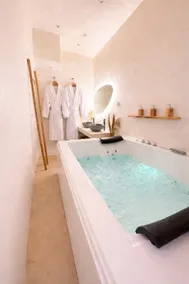 My Own Private Spa - Image 4