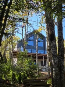Hoonie-tteul, Whispering Pines Lakehouse - Image 5