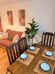 Charming Oxfordshire Bungalow with Parking - Image 3