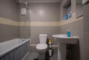15 Laura Street - Image 5