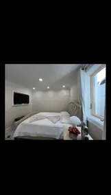 Modern Private Basement Suite w/ Separate Entrance - Image 5