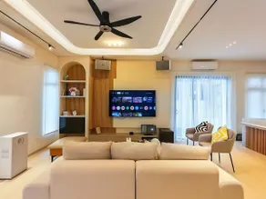 Glenmarie Austin Cluster /KTV/Mahjong/Staycation - Image 2