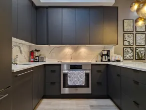The Casablanca: Logan Circle Luxury + Parking - Image 3
