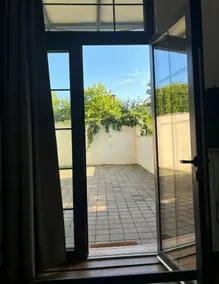 Huge Terrace • Free Parking • Zemun•3 Guests•Wi-Fi - Image 3