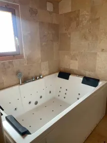 Small Cozy Chalet - Private Jacuzzi - Image 2