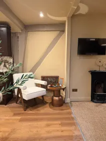 16th century apartment in the heart of city centre - Image 3