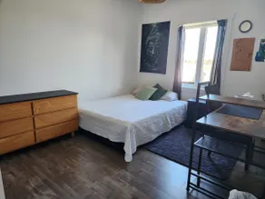 House - Image 2