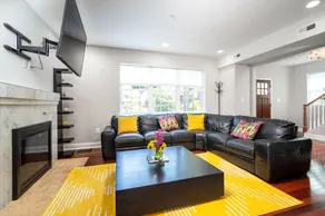 Chic 3-Story Home Downtown Silver Spring - Image 3