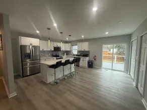 Modern 4-Level House near DC & Annapolis - Image 3
