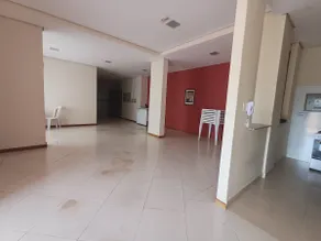 Full apartment with balcony, pool and garage - Image 2