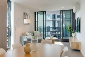 The Coterie Apartments - 1 Bedroom Deluxe Apartmen - Image 5