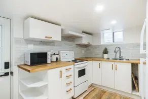 Spacious 1 Bedrm. Apt. Ossington/Trinity-Bellwoods - Image 3