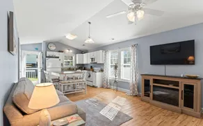 The Salty Bean - Pet Friendly Coastal Retreat - Image 3