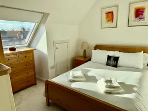 Central Taunton Townhouse - Image 3