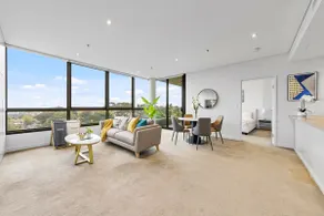 Stunning Waterview 2Bed Apt North Sydney - Image 3