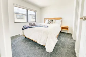 Cosy & Contemporary entire 3 Bedroom Airport Retreat - Image 5