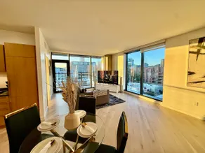 Penthouse Hollywood! Unique Views/Hollywood sign! - Image 3