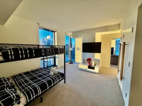 Penthouse Hollywood! Unique Views/Hollywood sign! - Image 4
