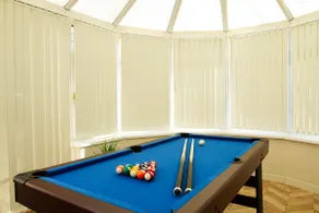 Spacious 5 Bed - Sleeps up to 11 - Contractors and Long stays Welcome - Large Private Driveway - Image 4