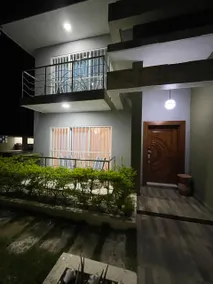 Private villa with pool close to the beach, sleeps 8 - Image 5