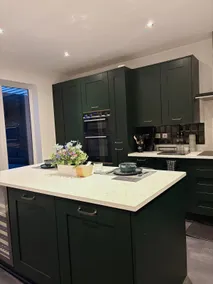 Spacious & Modern House in Sittingbourne - Image 5