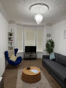 Comfortable Glasgow Apartment - Image 2