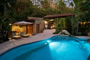 Villa Havana~ Lux Rustic Charm~ 1Min walk to Beach - Image 3