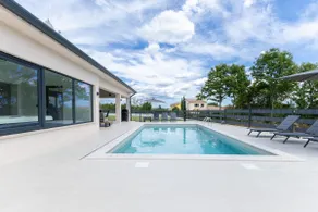 Villa Coriticum with pool and indoor Jacuzzi - Image 4