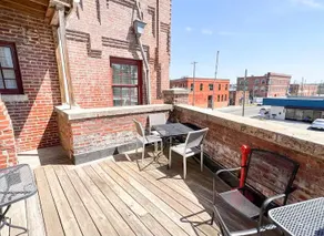 Imperial Apartment C - Image 2
