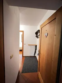 Ground floor apartment with garden use - Image 2