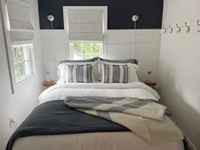 The Little Blue Cottage - Image 5