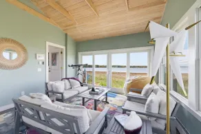 Wonderland on the Water- Exclusive Beach Access - Image 2