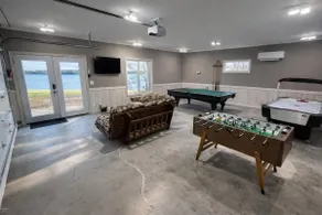 A lakefront retreat w/dock *Groups* 1 Hr from Mpls - Image 4