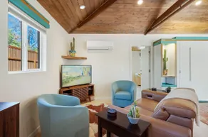 Private Cozy Modern Southwest Style Casita - Image 4