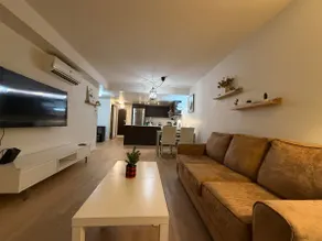 Luxury condo 2 Bedroom Richmond center - Image 3