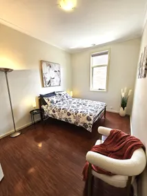 Hidden Gem in the heart of Caulfield : 2BR unit - Image 2