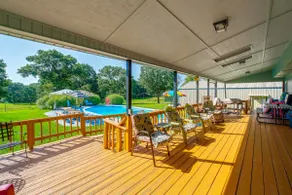Pool, Large Porch! Country Home Near Roaring River - Image 2