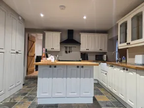 Wishing Well Cottage - Stylish Cosy Escape - Image 4