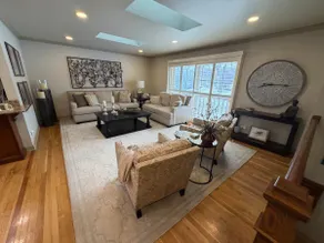 Quiet 3BR Home Next to Hospital w Fast WiFi - Image 2
