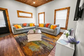 3BR w/ Private Bath in Every Bedroom Near Coliseum - Image 3