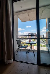Urban Studio, Guatemala City, Inara z4 - Image 4