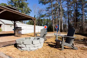 Gold Mine Retreat Hot Tub Sauna & Fireplace - Image 3