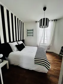 Townhouse with garage - Image 3
