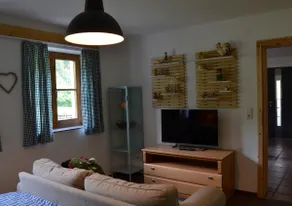 Heite apartment with terrace and garden - Image 3